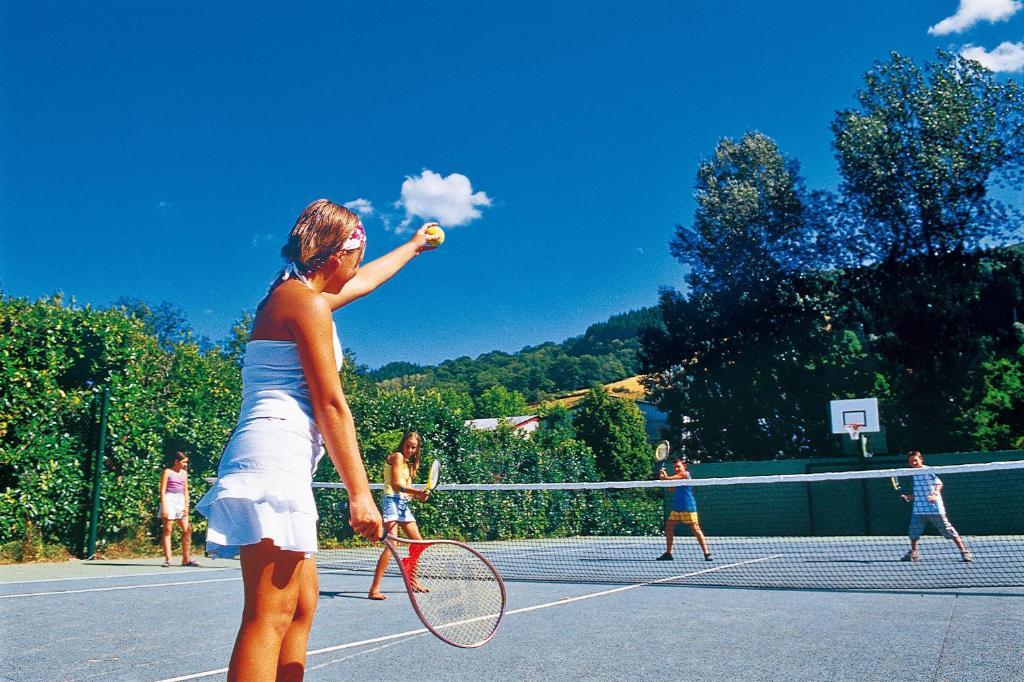Camping Paradis Marmotel Saint-Geniez-dʼOlt Exteriér fotografie