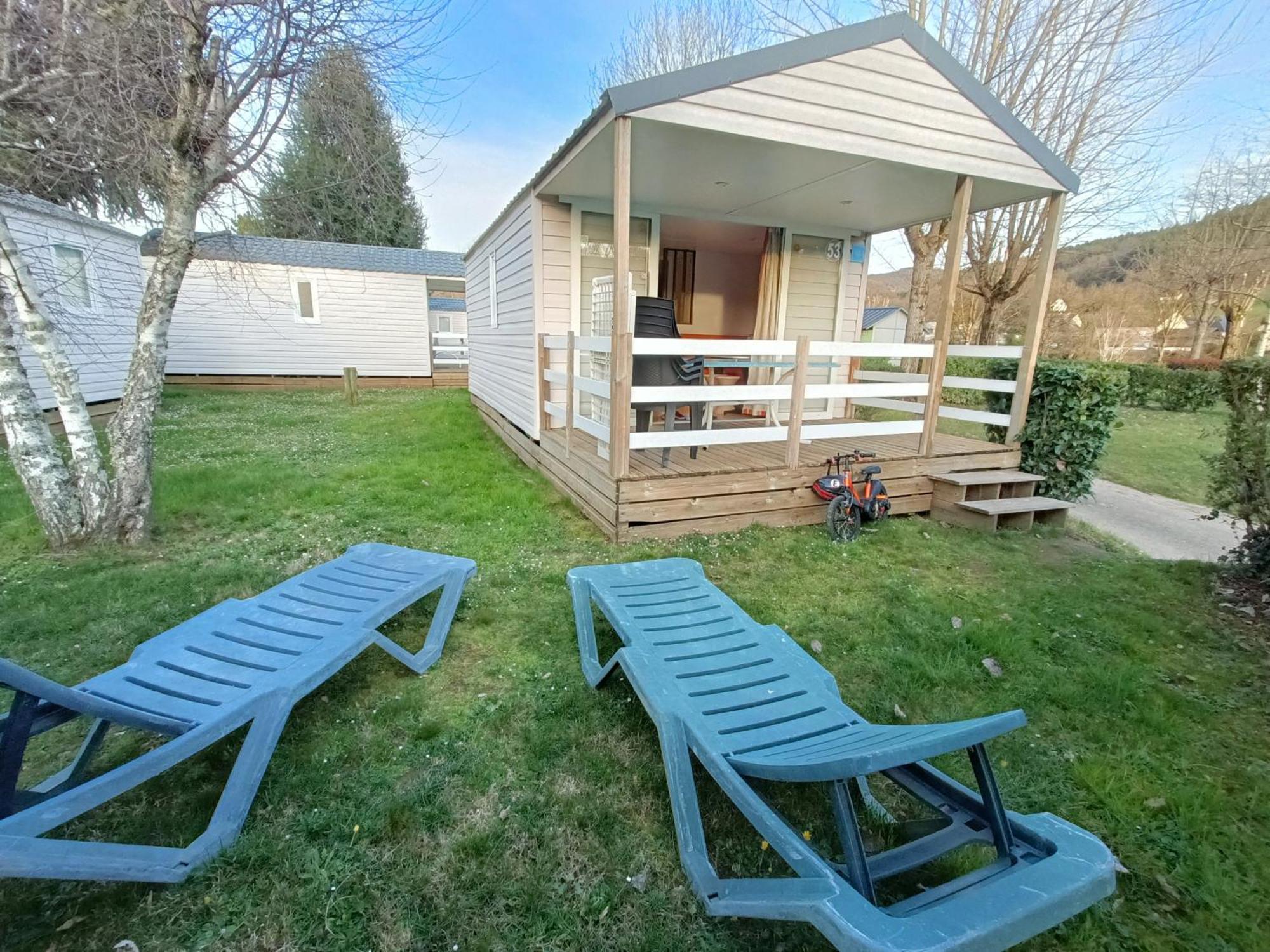 Camping Paradis Marmotel Saint-Geniez-dʼOlt Exteriér fotografie